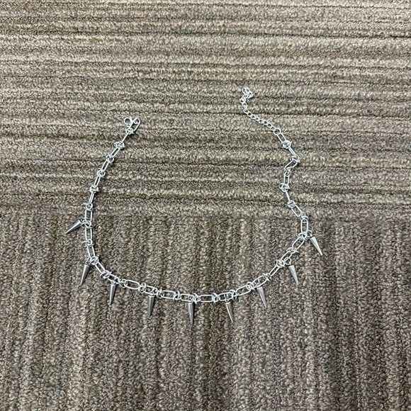 Jewelry - Silver-tone Chunky Chain Spike Choker, Emo Punk Grunge Necklace, Goth Y2k